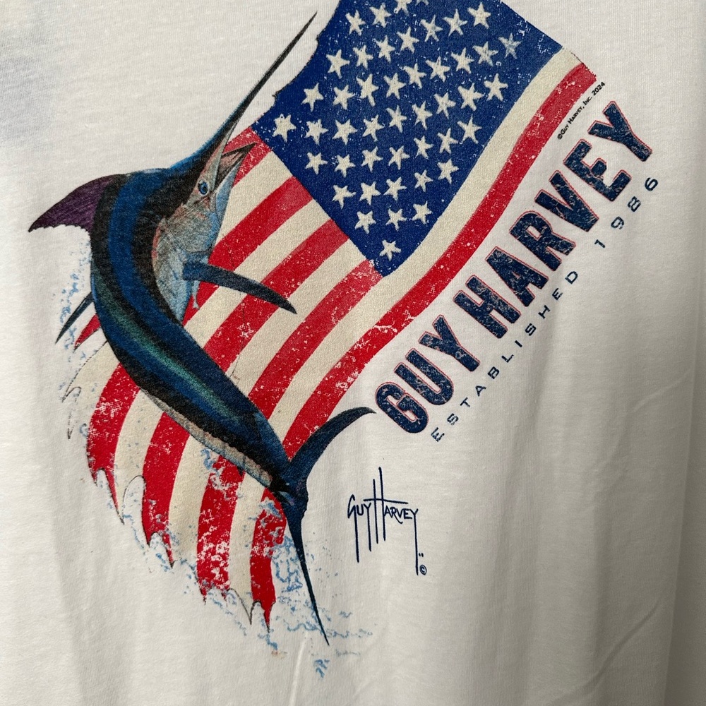 Guy Harvey White T-Shirt Size M NWT